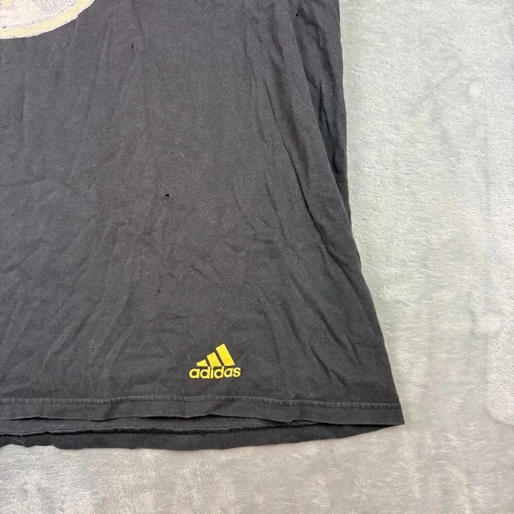 Adidas Men's Black and Grey T-shirt